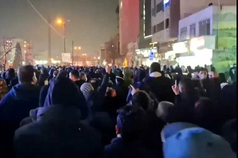 احتجاجات ايران