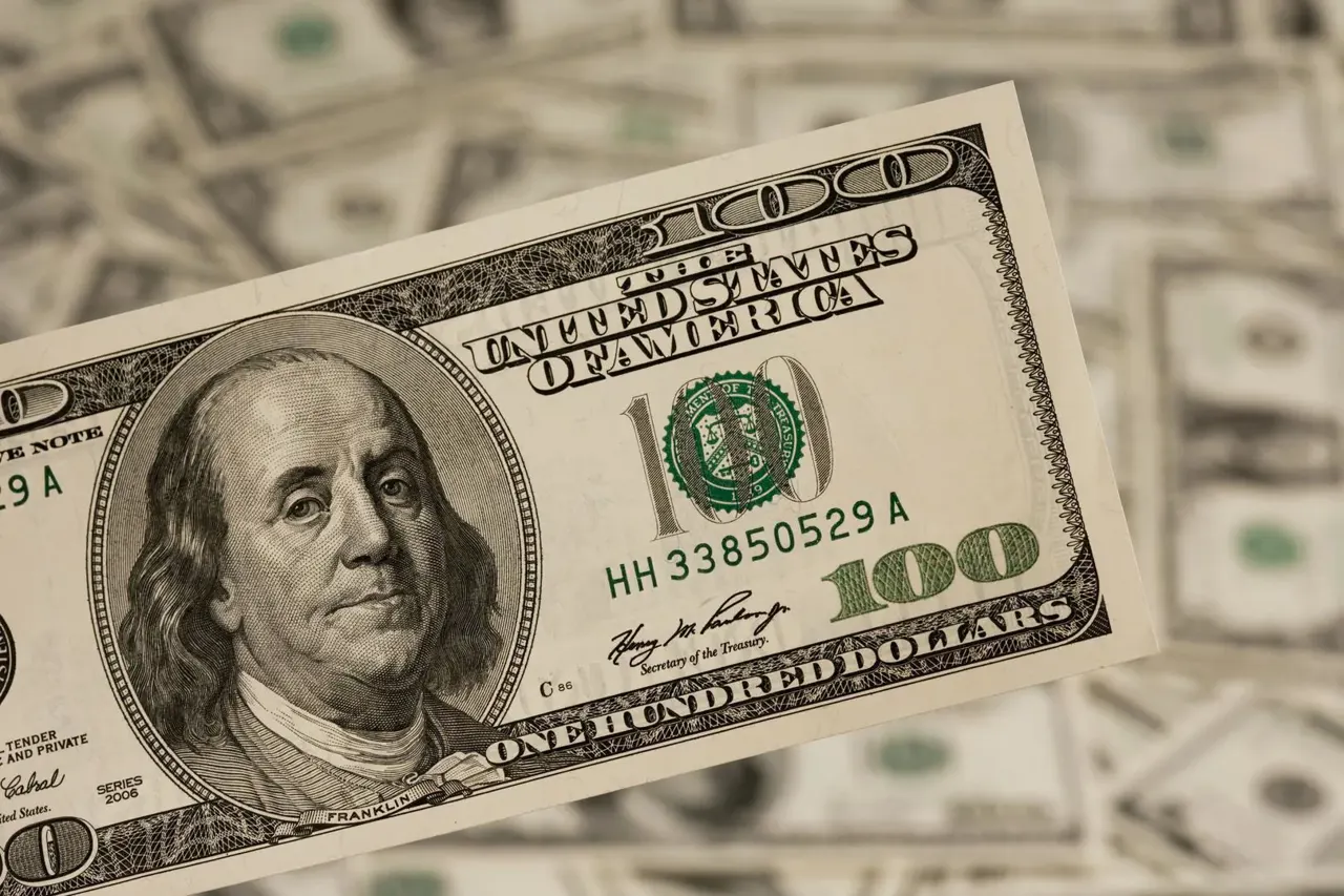 سعر الدولار اليوم الاثنين 7 سبتمبر 2026.. استقرار العملة الأمريكية بالبنوك