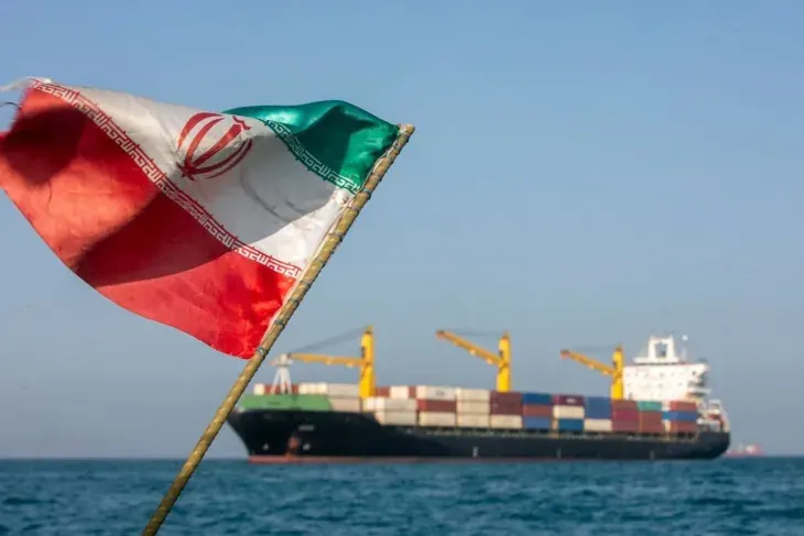 ايران ومضيق هرمز.