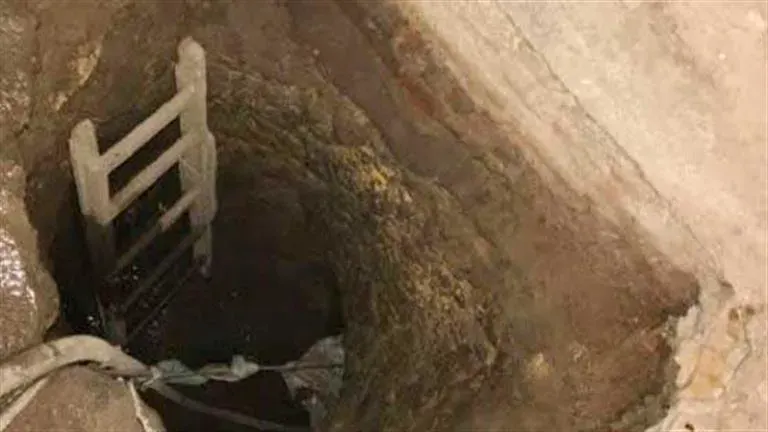 تنقيب اثار.