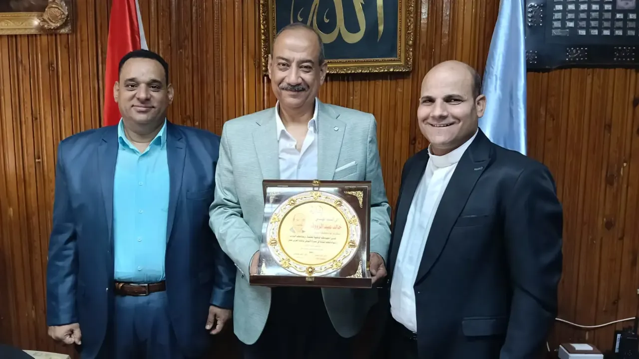 لمهندس خالد و  القس هاني نجيببد الرؤوف 