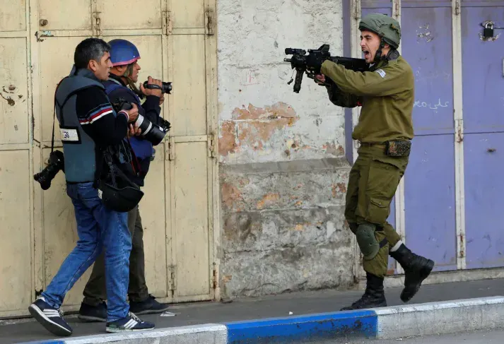 قمع الصحفيين في دولة الاحتلال