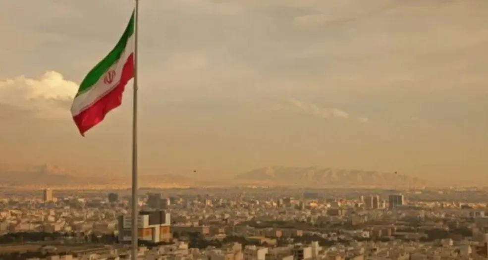 مسؤول إيراني: لن نفتح مضيق هرمز أو نستأنف المفاوضات مع واشنطن قبل تنفيذ شروط طهران