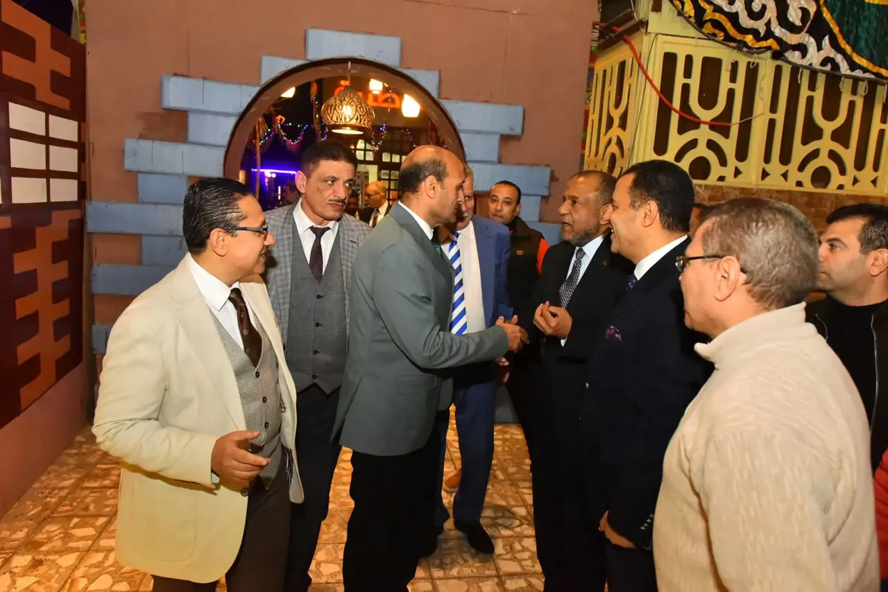 محافظ اسيوط في حفل افطار الفرفه التجارية