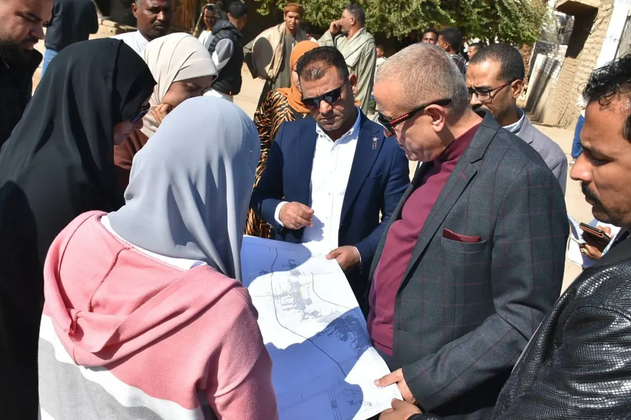 محافظ الأقصر في البياضية