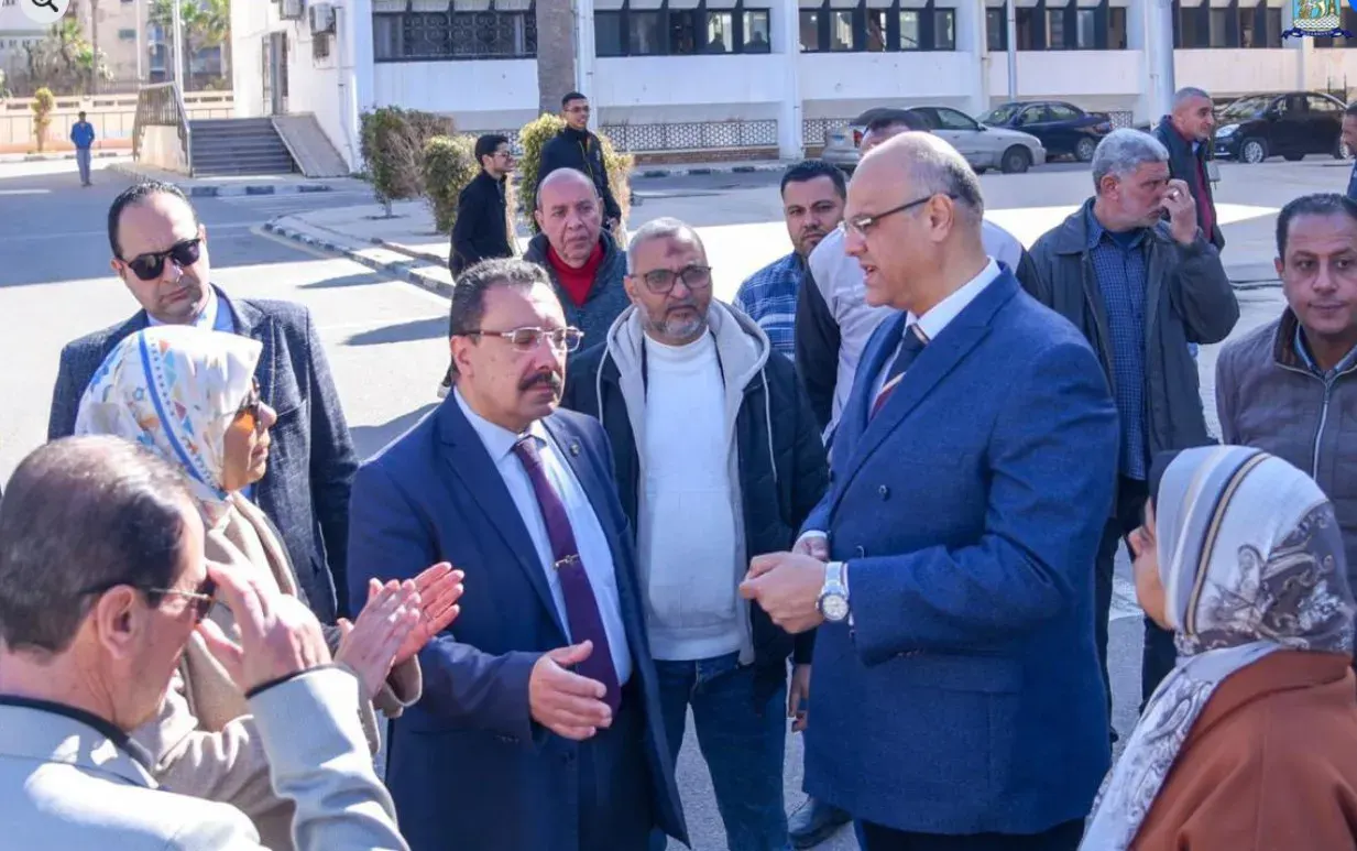 جولة المحافظ