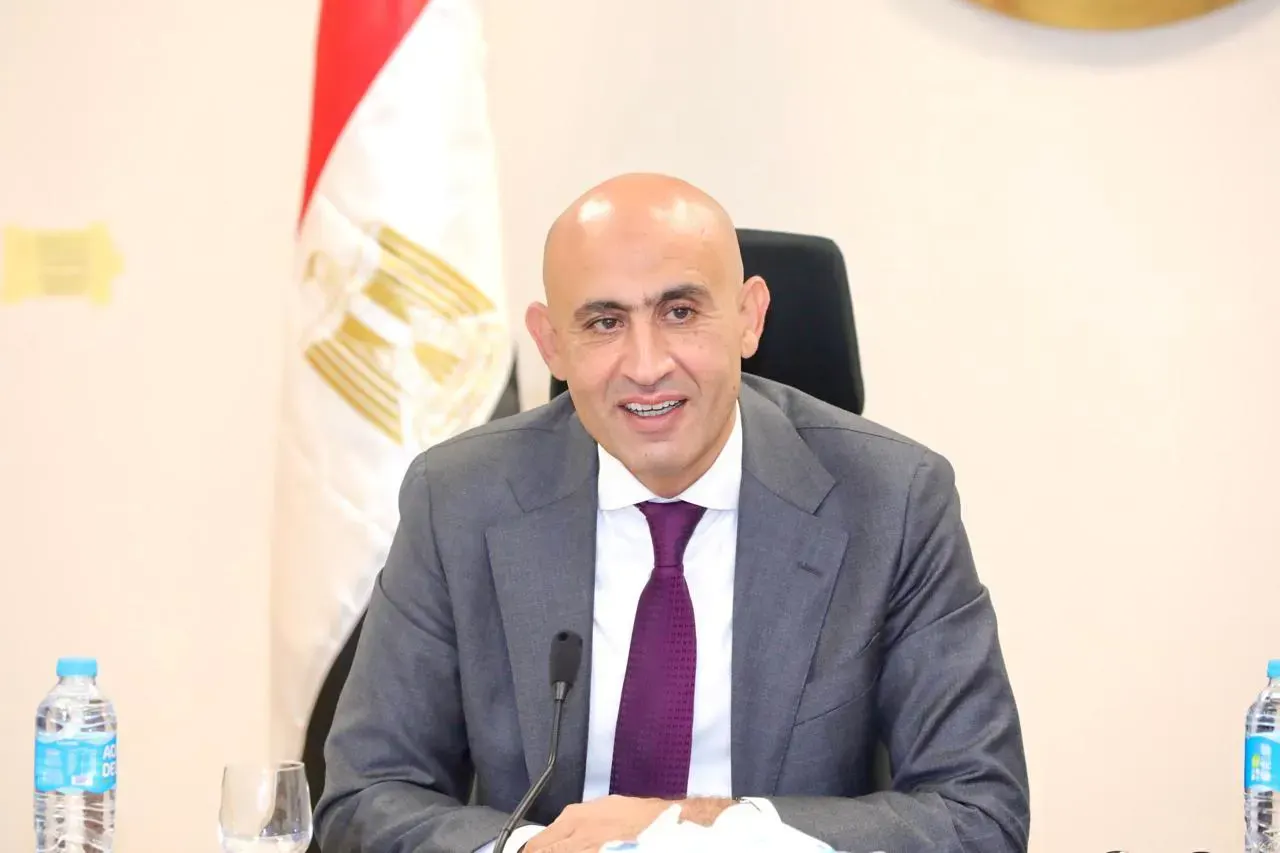 افتتاح مدرسة المهندس عبد الحميد أبو بكر للتكنولوجيا التطبيقية بفايد بحضور وزير التعليم