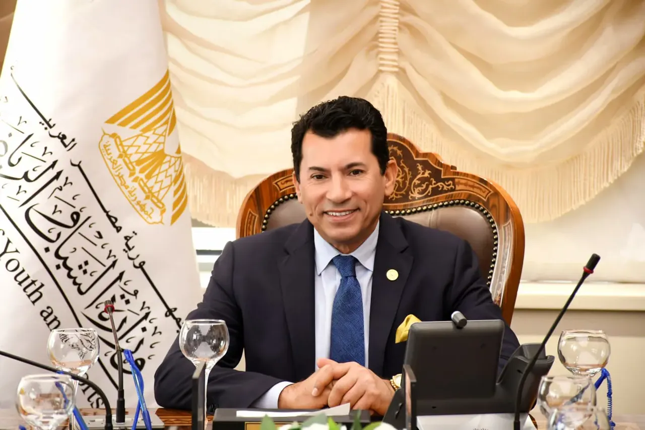 وزير الشباب