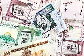 عمرة رجب وتأثيره على السوق.. سعر الريال السعودي اليوم 6-1-2026 مقابل الجنيه المصري