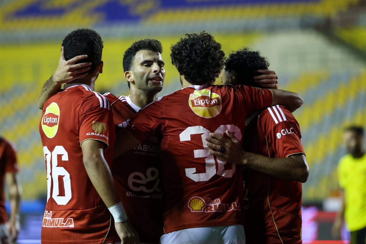 حضور 30 ألف مشجع في مباراة الأهلي وشبيبة القبائل بدوري أبطال إفريقيا