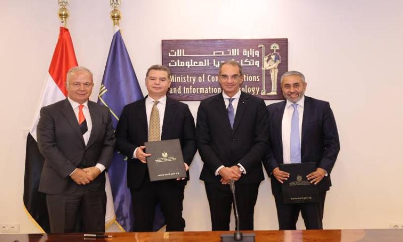 الاتصالات: إطلاق برنامج «IT Invest» لدعم الشركات التكنولوجية الناشئة