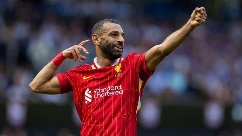 ليفربول تصدم محمد صلاح برفض طلبه و4 اندية عالمية تتسابق لخطفه لصفوف فريقها
