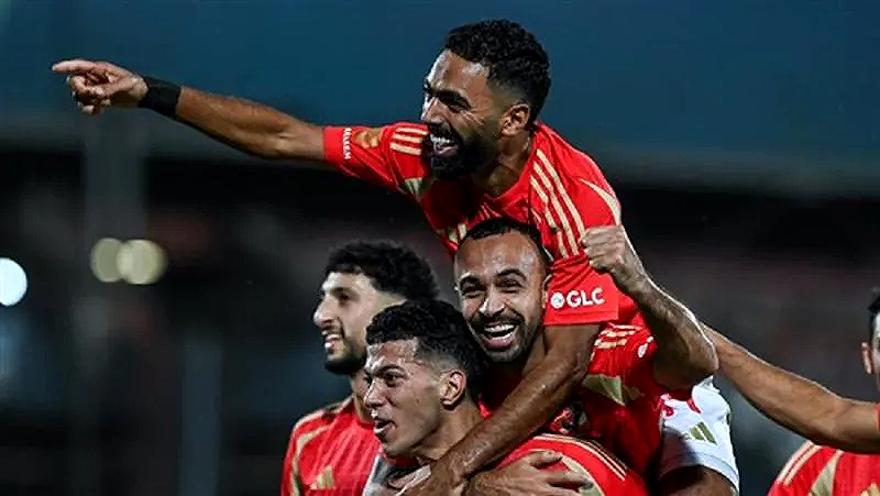 انهيال العروض المغرية والضخمة على وسام ابو على واللاعب يخرج عن صمته ويحسم جدل الرحيل