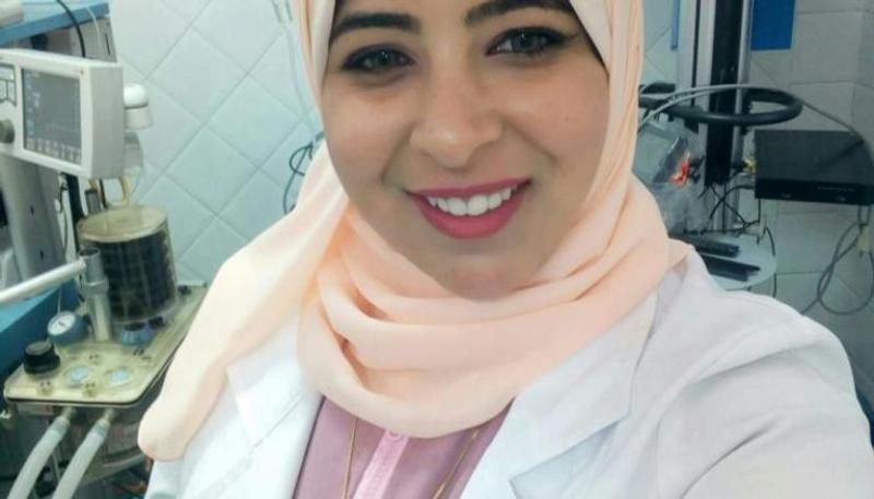 التحقيق مع طبيبة كشف العذرية ..شاهد الفديو كاملا