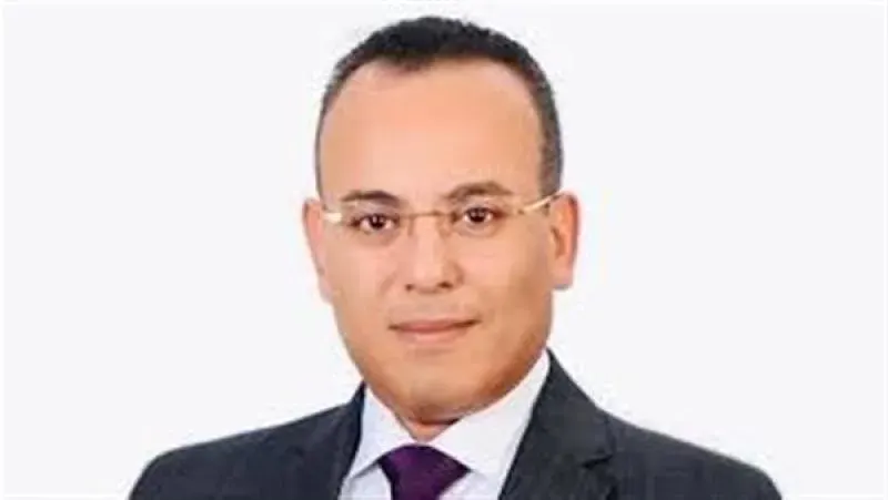 قرار جمهوري بتعيين متحدث الرئاسة سفيرًا لمصر بالمجر (1) قرار جمهوري بتعيين متحدث الرئاسة سفيرًا لمصر بالمجر (1)