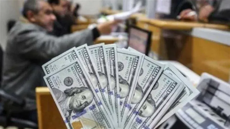 تخطي الـ50 جنيه .. قفزة مفاجئة تضرب سعر الدوﻻر الأمريكي اﻻن وهذه البنوك تسجل أعلي سعر بيع وشراء ”تحديث جديد”