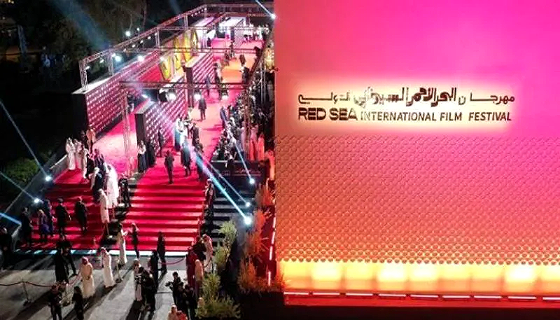 بمشاركة 120 فيلمًا من 81 دولة : أنطلاق مهرجان البحر الأحمر السينمائي 2024 ينطلق بجدة