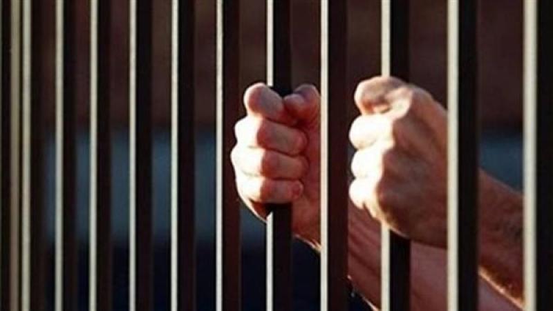 ضبط مسجل خطر بتهمة سرقة 5 سيارات بشارع رمسيس