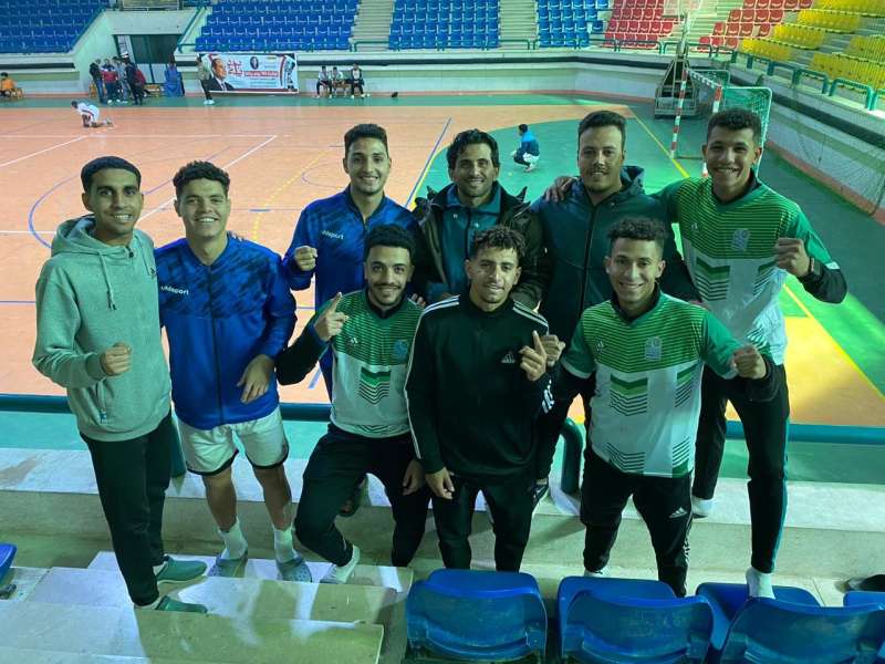فريق كلية علوم الرياضة بسوهاج يتوج بالمركز الأول في خماسي كرة القدم