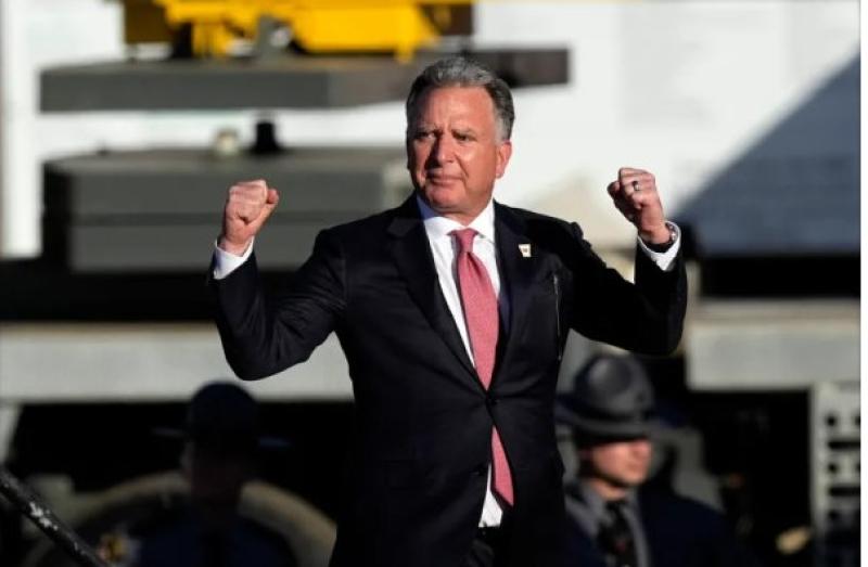 مبعوث ترامب في السعودية  مستثمر عقاري ...  ورحلة البحث عن صفقة كبري - التفاصيل كاملة