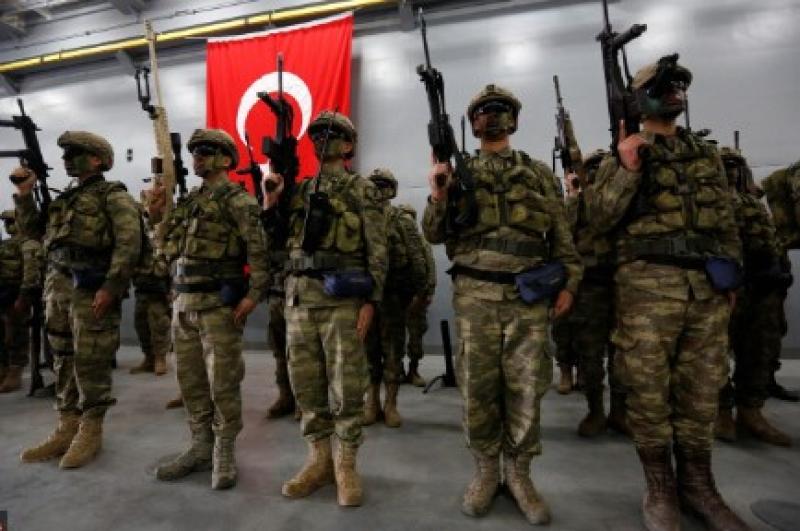 تركيا تدرب العناصر السورية المسلحة للقيام بمهامها
