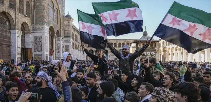 مخاطر تواجة السورين العائدين من الخارج الي سوريا ... فما هي ؟