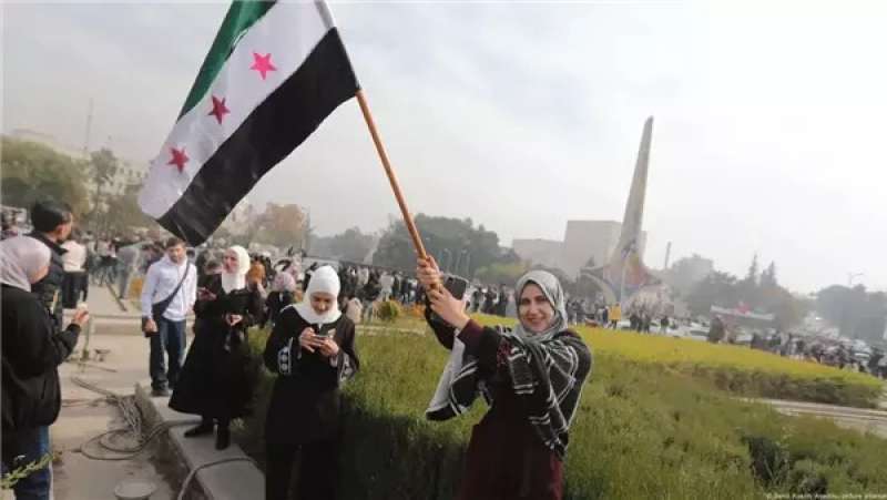 ”سوريا بعد الأسد” تحركات دبلوماسية عربية وأجنبية.. و”قسد” تعلن فشل الوساطة الأمريكية