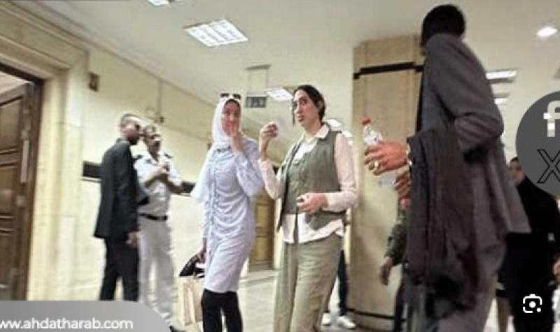 تأييد حكم الحبس مع إيقاف التنفيذ للمطرب عصام صاصا وشقيقه واتهام زوجتة بسب صحفية