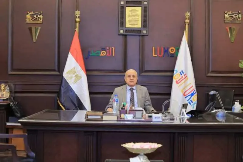 محافظ الأقصر يصدر قرارات بتكليف قيادات جديدة في البياضية وديوان المحافظة