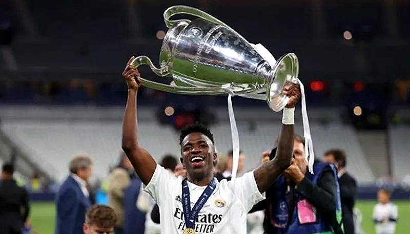 فينيسيوس جونيور يواصل التألق ويقود ريال مدريد للتتويج بكأس القارات 2024