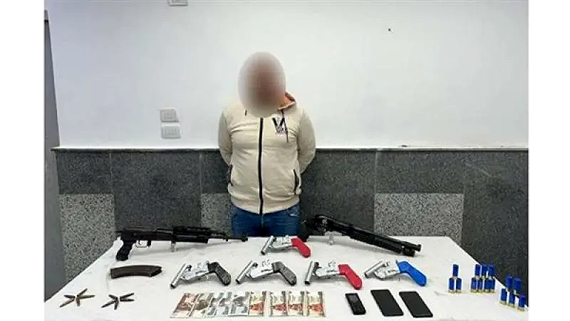 جنايات سوهاج تعاقب عاملا زراعيا بالمؤبد بسبب تجارة الأسلحة بدار السلام