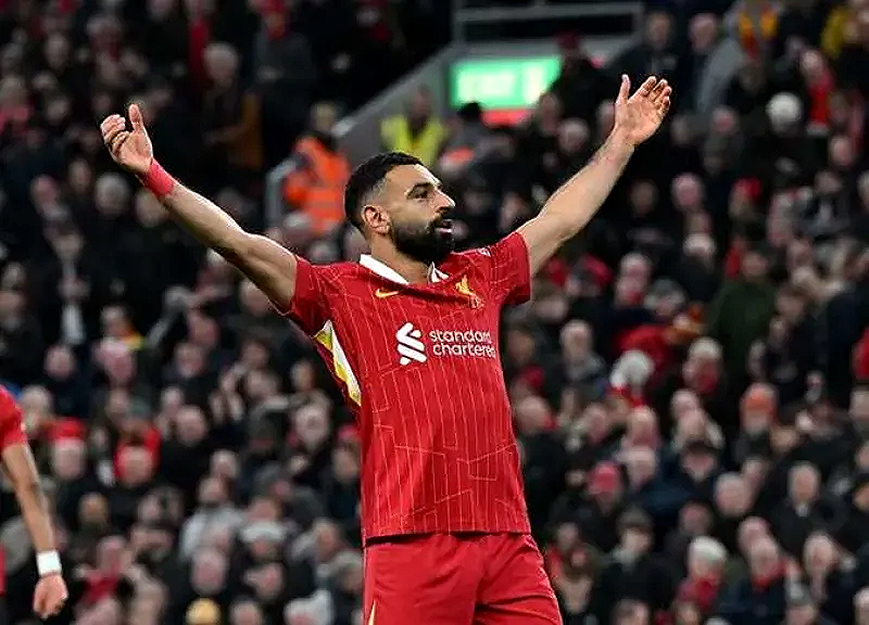 محمد صلاح يقترب من تحطيم أرقام تييري هنري في الدوري الإنجليزي