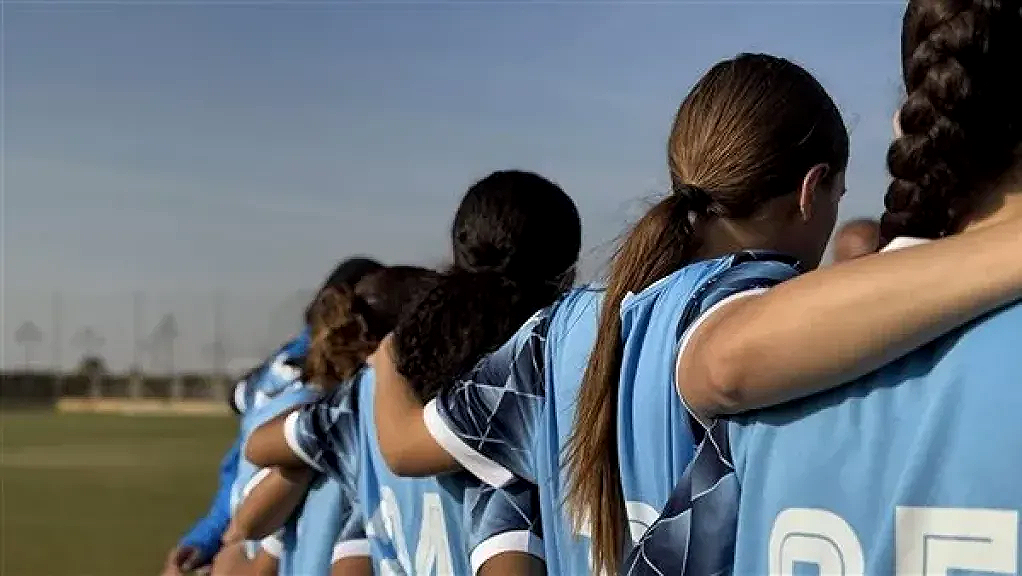 بيراميدز يكشف تفاصيل أزمة مستحقات لاعبات النسائية