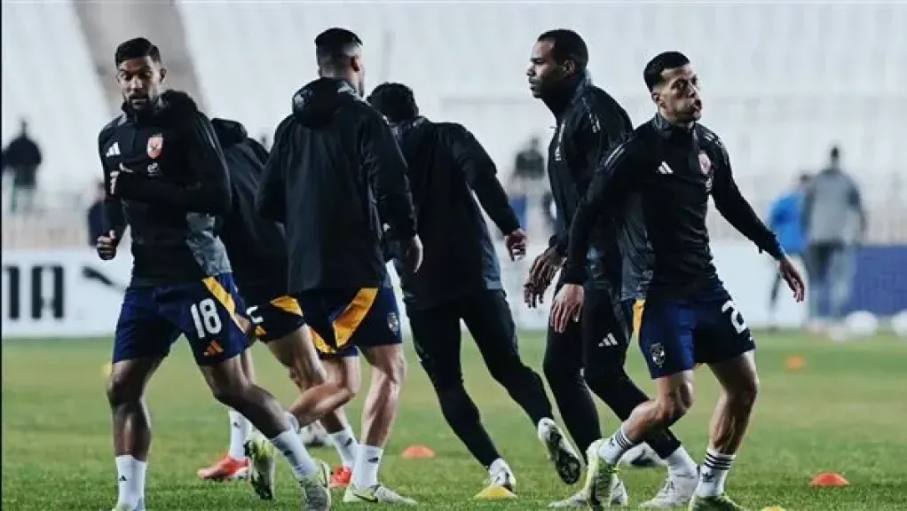 الأهلي يبدأ استعداداته لمباراة استاد أبيدجان في دوري أبطال إفريقيا (1) الأهلي يبدأ استعداداته لمباراة استاد أبيدجان في دوري أبطال إفريقيا (1)