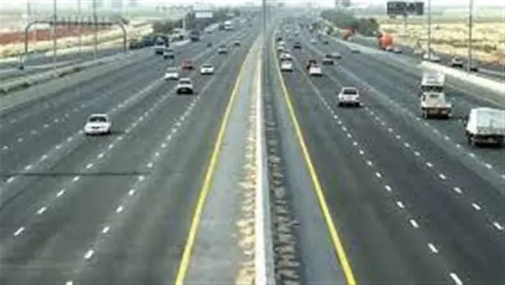 تحويلات مرورية لتنفيذ أعمال مشروع محور صلاح سالم (1) تحويلات مرورية لتنفيذ أعمال مشروع محور صلاح سالم (1)