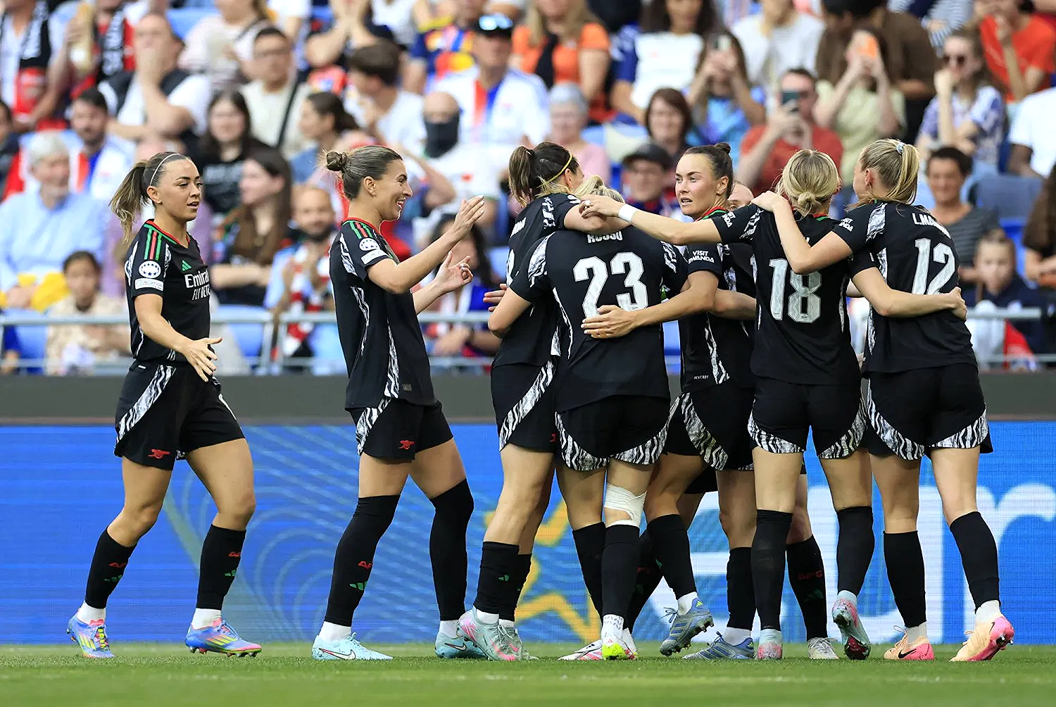 دوري أبطال أوروبا للسيدات: آرسنال يهزم ليون ويحلق إلى النهائي