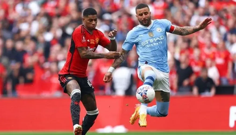 ميلان في مفترق طرق: الاختيار بين راشفورد ووكر في ميركاتو الشتاء