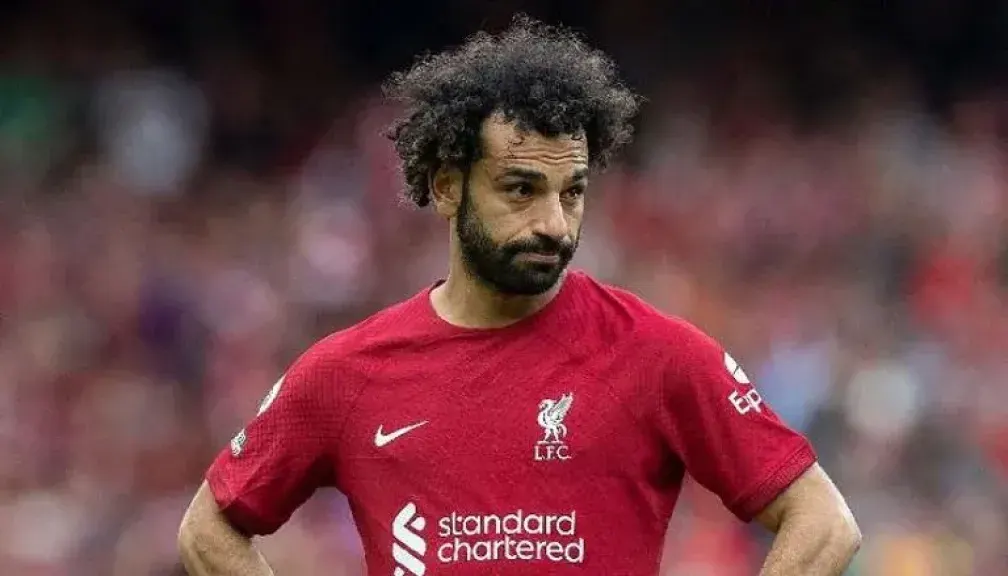 هل يضغط محمد صلاح مستغلاً عر ض الهلال المغري ؟ تفاصيل (1) هل يضغط محمد صلاح مستغلاً عر ض الهلال المغري ؟ تفاصيل (1)
