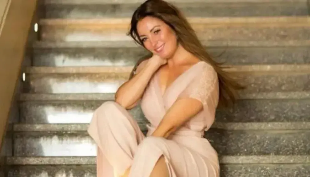نيرمين الفقي تقود حملة إنسانية لكشف مرتكب جريمة وترصد ”مكافأة مالية 5000 جنيه لمن يدل علي الفاعل