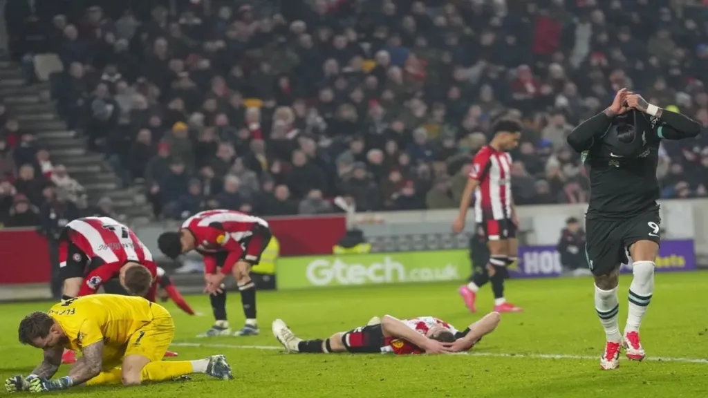 شاهد فيديو :ليفربول ينتزع فوزًا ثمينًا من برينتفورد في الوقت القاتل