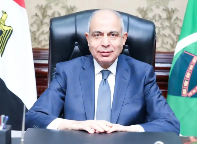 محافظ المنيا ومدير كلية لاهوت اكسبلورنيشنز يهنئان الرئيس السيسي بذكرى عيد الشرطة وثورة 25 يناير