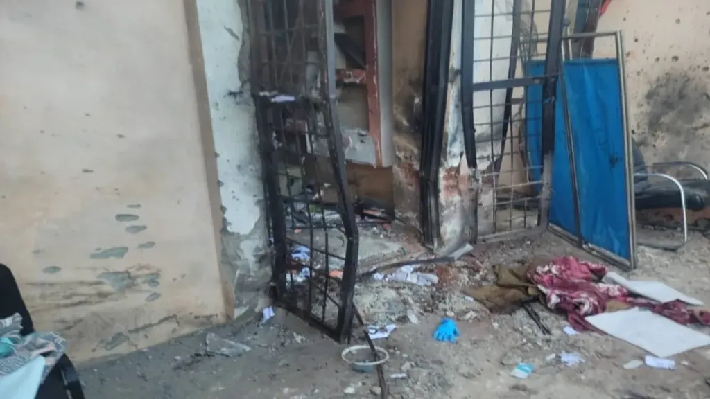 قصف بطائرة مسيرة يودي بحياة العشرات في مستشفى ”السعودي” بالفاشر شمال دارفور في السودان