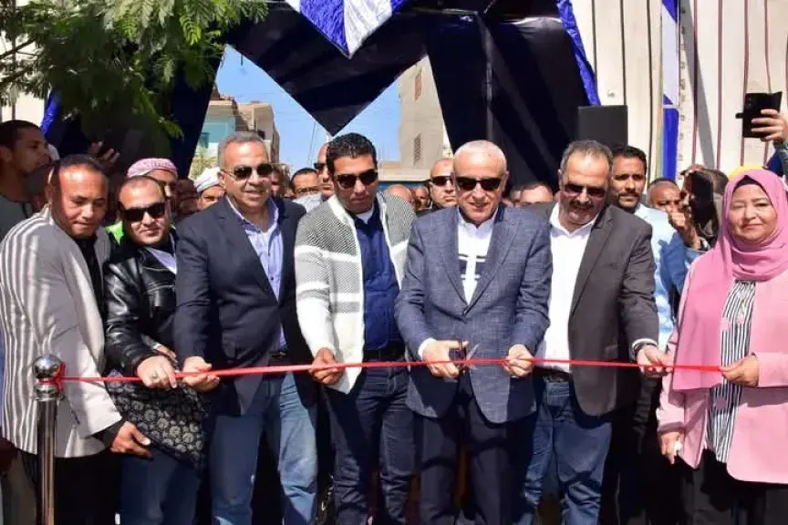 التزاما بالجداول الزمنية...محافظ الأقصر يفتتح محطة صرف صحي الصعايدة بمشروع صرف صحي الزينيه (1) التزاما بالجداول الزمنية...محافظ الأقصر يفتتح محطة صرف صحي الصعايدة بمشروع صرف صحي الزينيه (1)