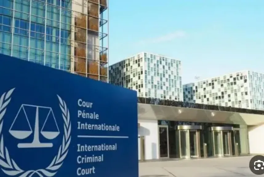 الأدارة الأمريكية تفقد عقلها : فرض عقوبات علي المحكمة الجنائية الدولية بسبب استهداف الولايات المتحدة وإسرائيل”