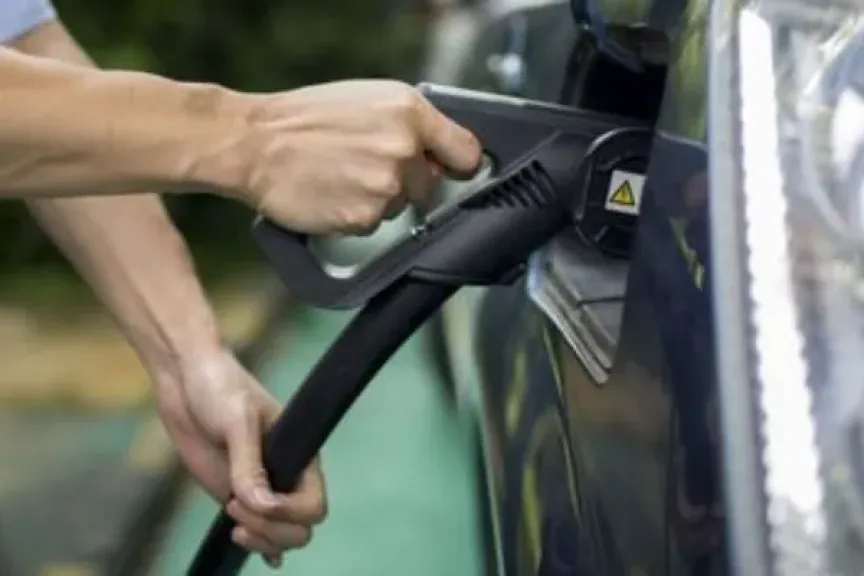 قطاع السيارات الكهربائية في مصر يواجه تحديات