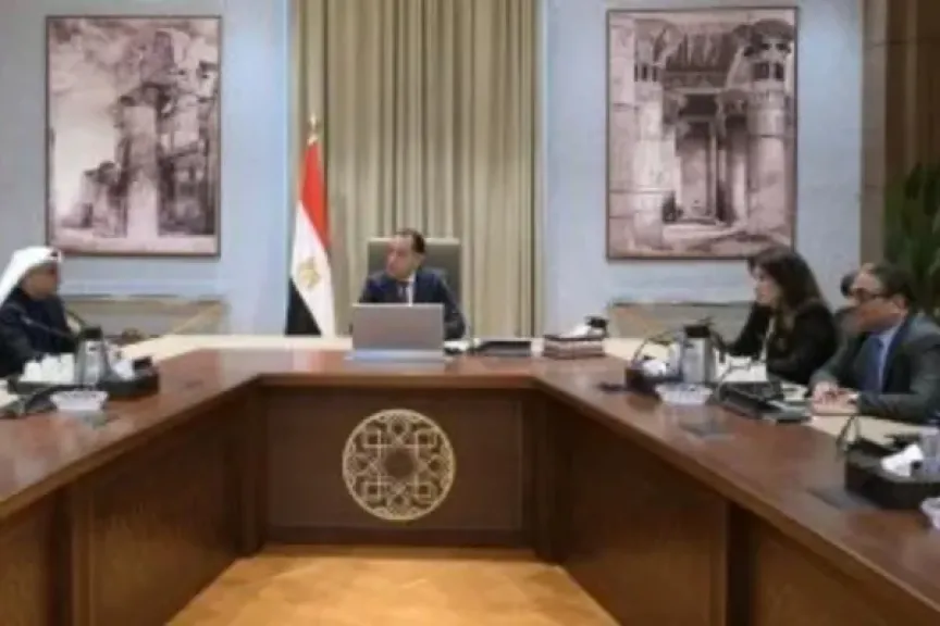 رئيس الوزراء مصطفى مدبولي يبحث مستجدات مخطط ”رأس الحكمة” مع مجموعة ”مُدن القابضة”