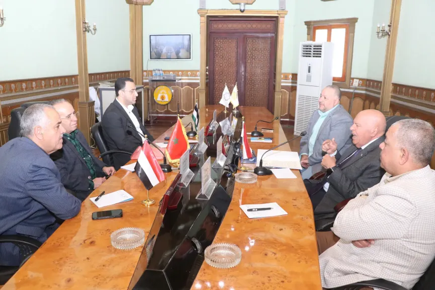 الزناتي يستقبل وفد اتحاد المعلمين العرب لمناقشة تعديل مواد قانون الاتحاد