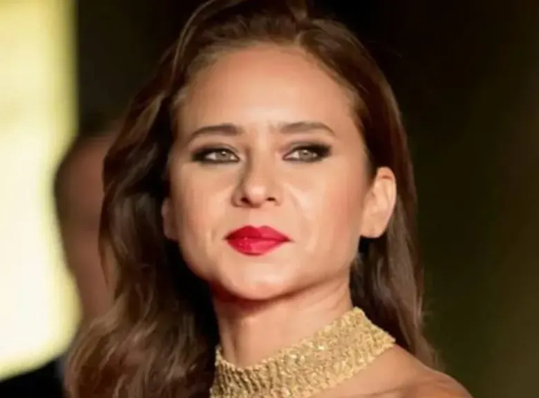 نيللي كريم تكشف أسرار حياتها الفنية والعاطفية في برنامج ”ضيفي” مع معتز الدمرداش والزواج من خارج الوسط الفني افضل