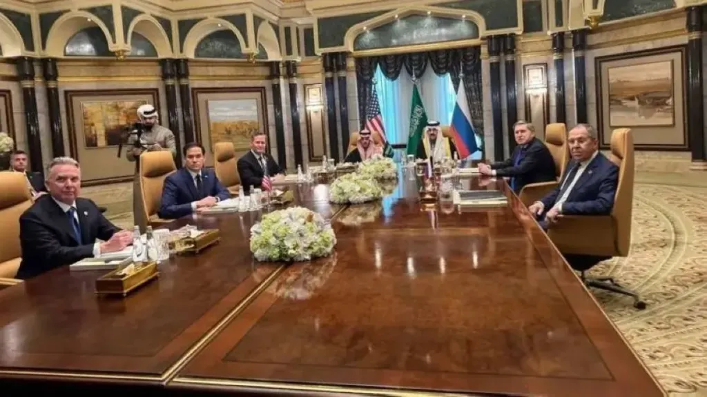 مباحثات روسية-أمريكية في الرياض: خطوة هامة نحو تسوية الأزمة الأوكرانية