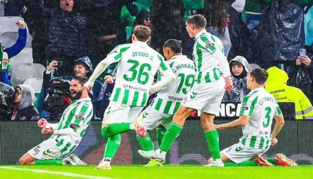 ريال بيتيس يقلب الطاولة على ريال مدريد ويحقق فوزًا مثيرًا في الدوري الإسباني